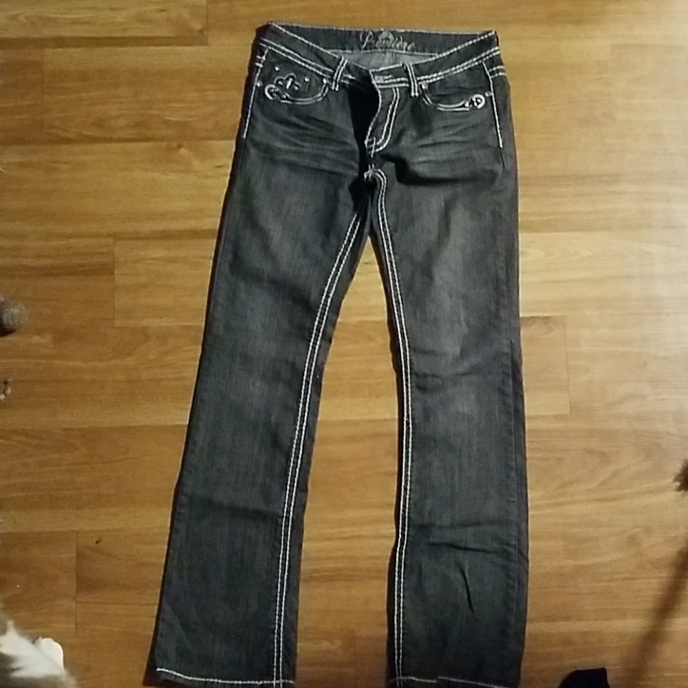 Rue 21 Black jeans with white stitching. Size 5/6